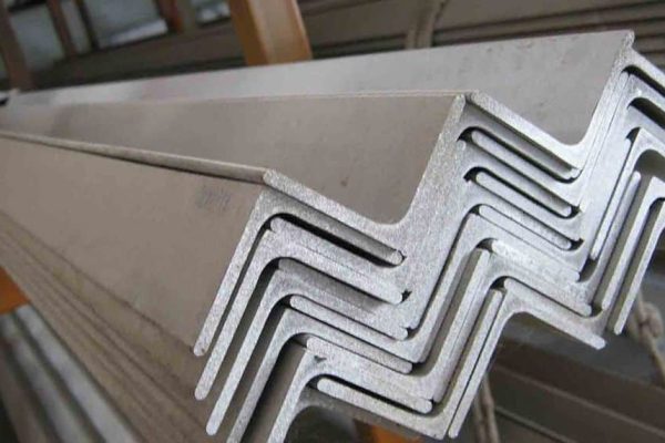 Алюминиевый уголок для монтажа легких каркасов