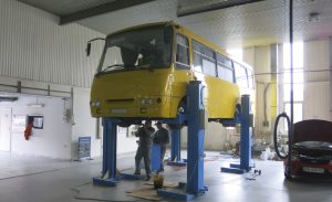 Капітальний ремонт автобусів: більше ніж просто лагодження