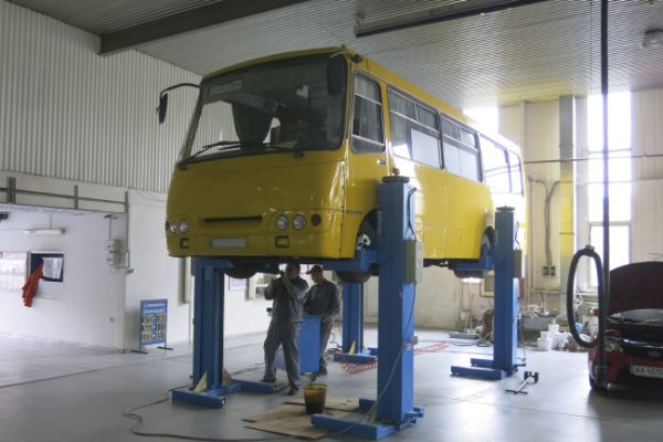 Капітальний ремонт автобусів: більше ніж просто лагодження