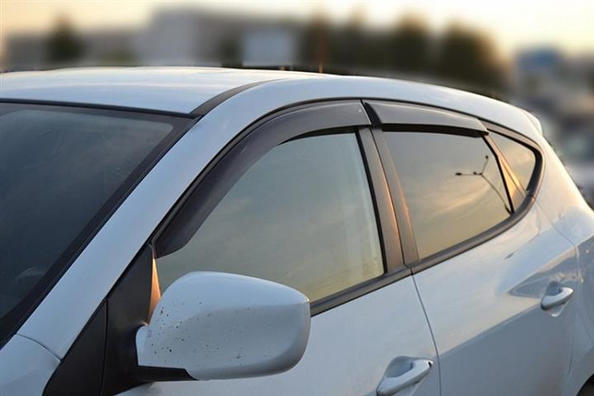 Дефлекторы на авто: зачем они нужны, как выбирать и почему это больше чем просто тюнинг