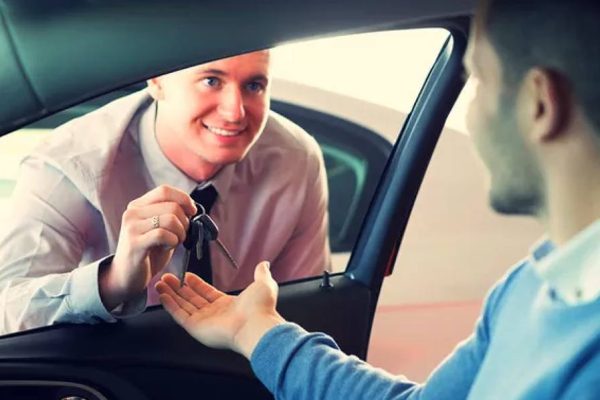 Коли вигідніше замовляти авто на прокат Львів: переваги довгострокової оренди